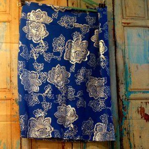 Silver Lover! LulaRoe  Cassie Skirt